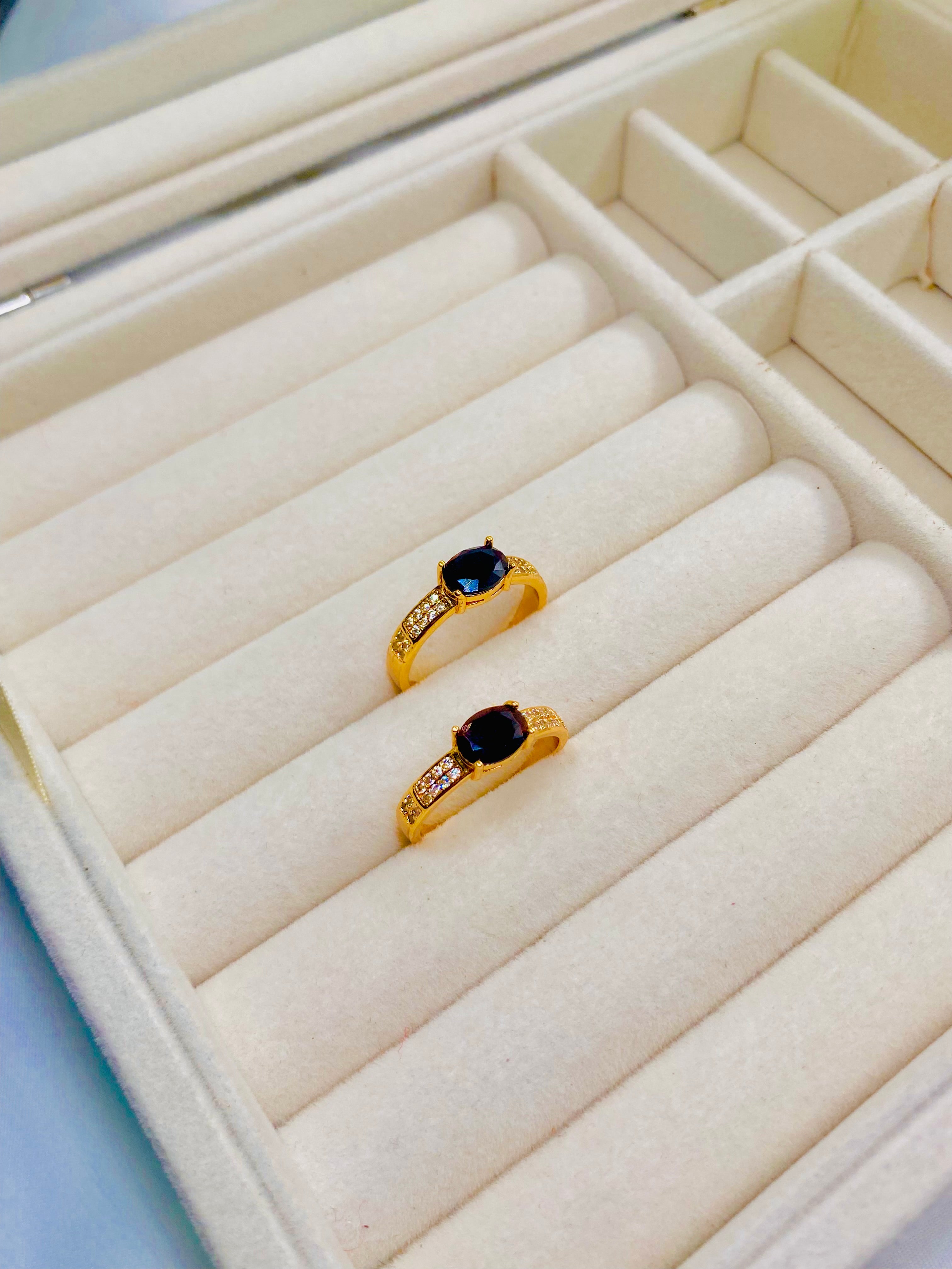 Elegant Gold-Plated Rings with Black Onyx Centerpiece
