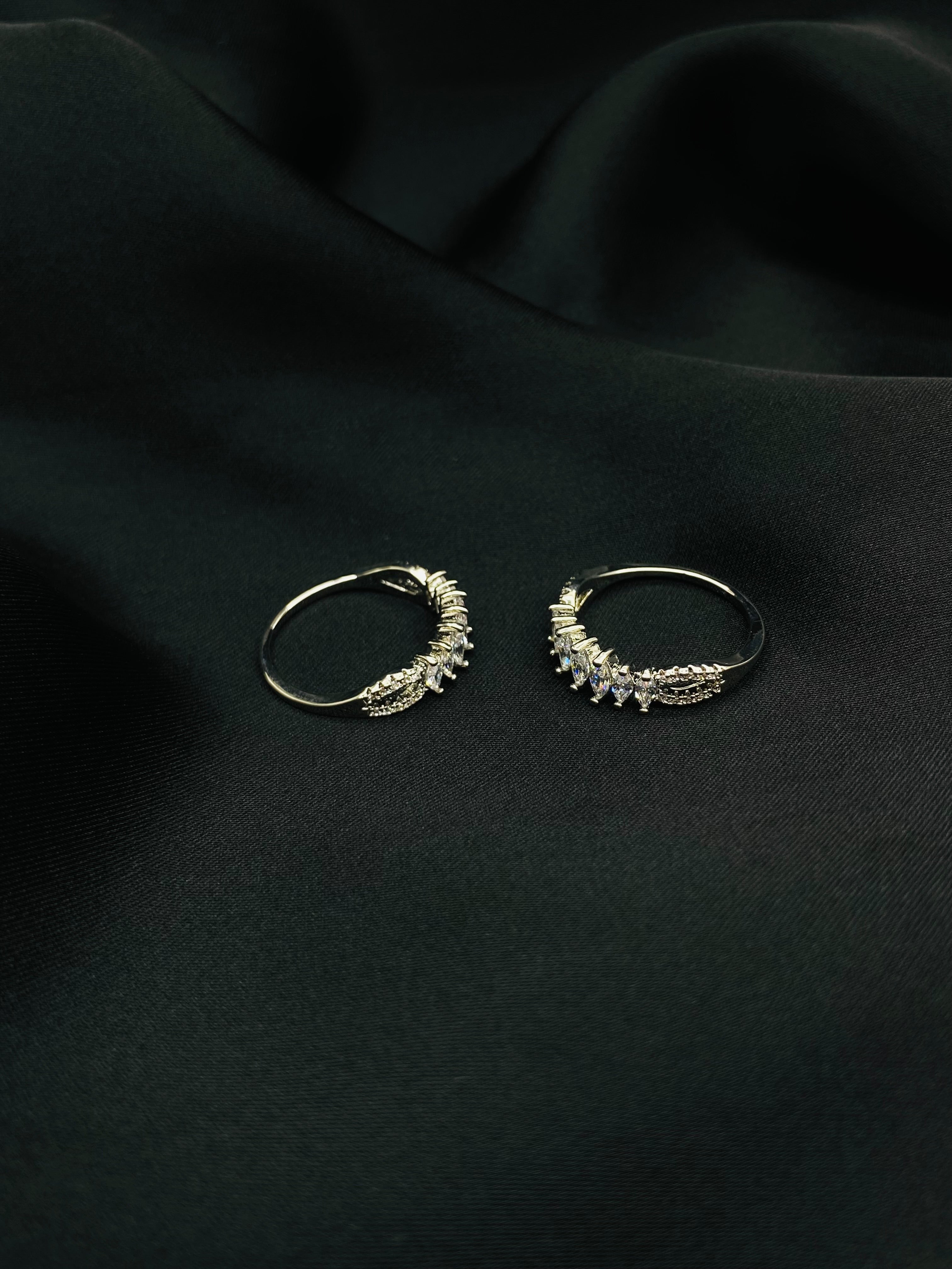 Elegant Zirconia Ring