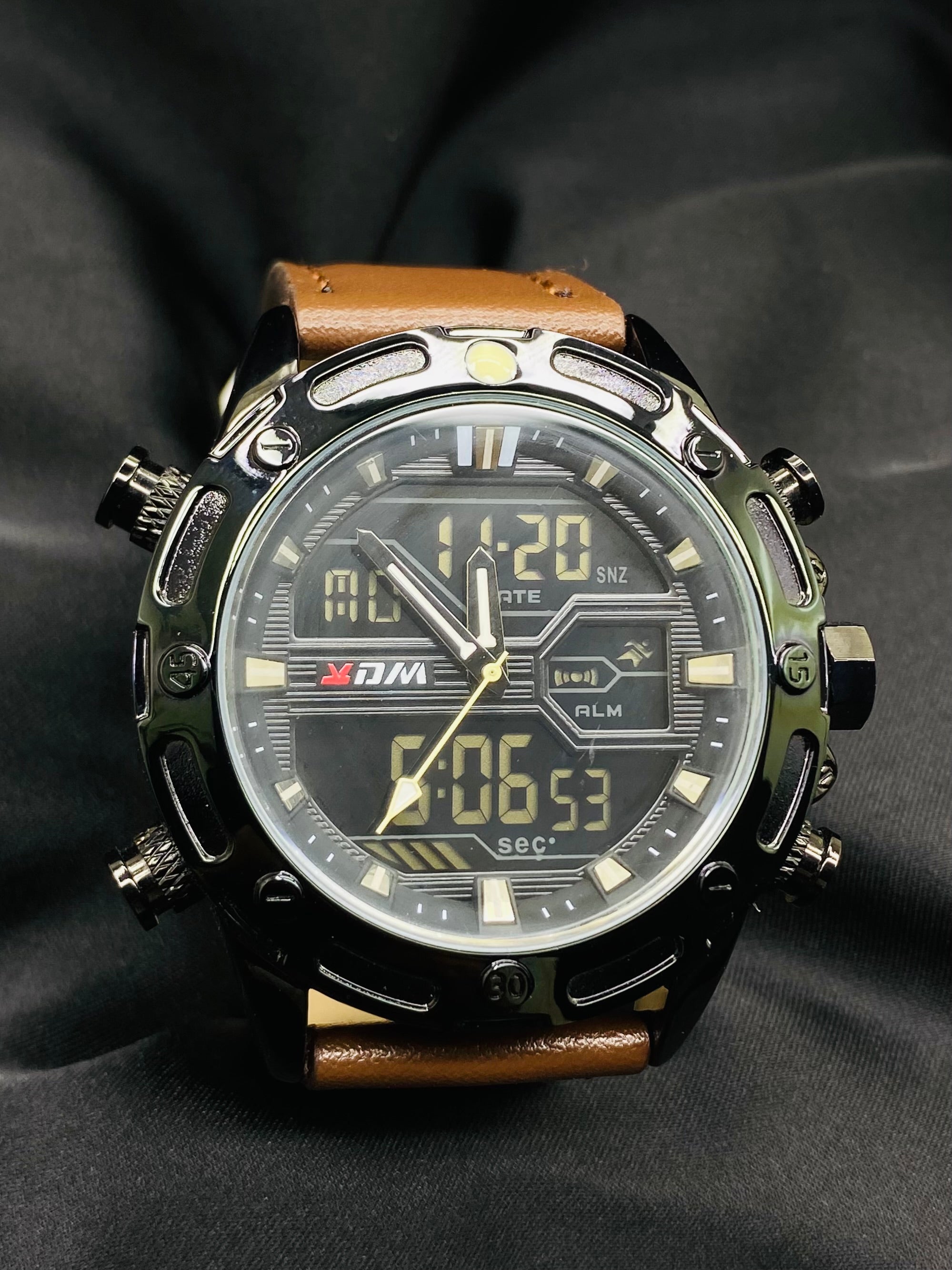 Kademan Stylish Men’s Watch – Elegant & Reliable