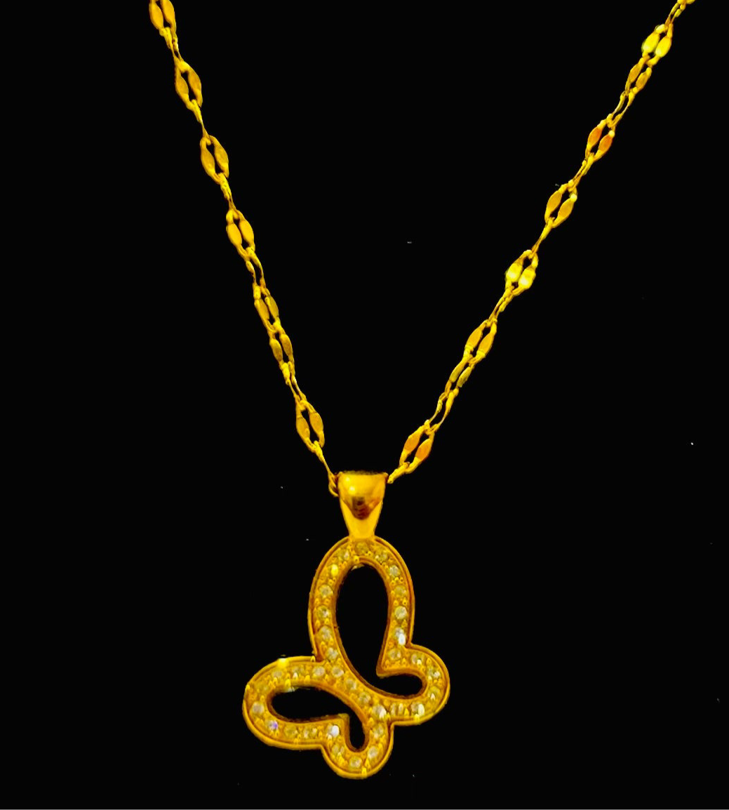 Golden Butterfly Elegance Pendant Necklace