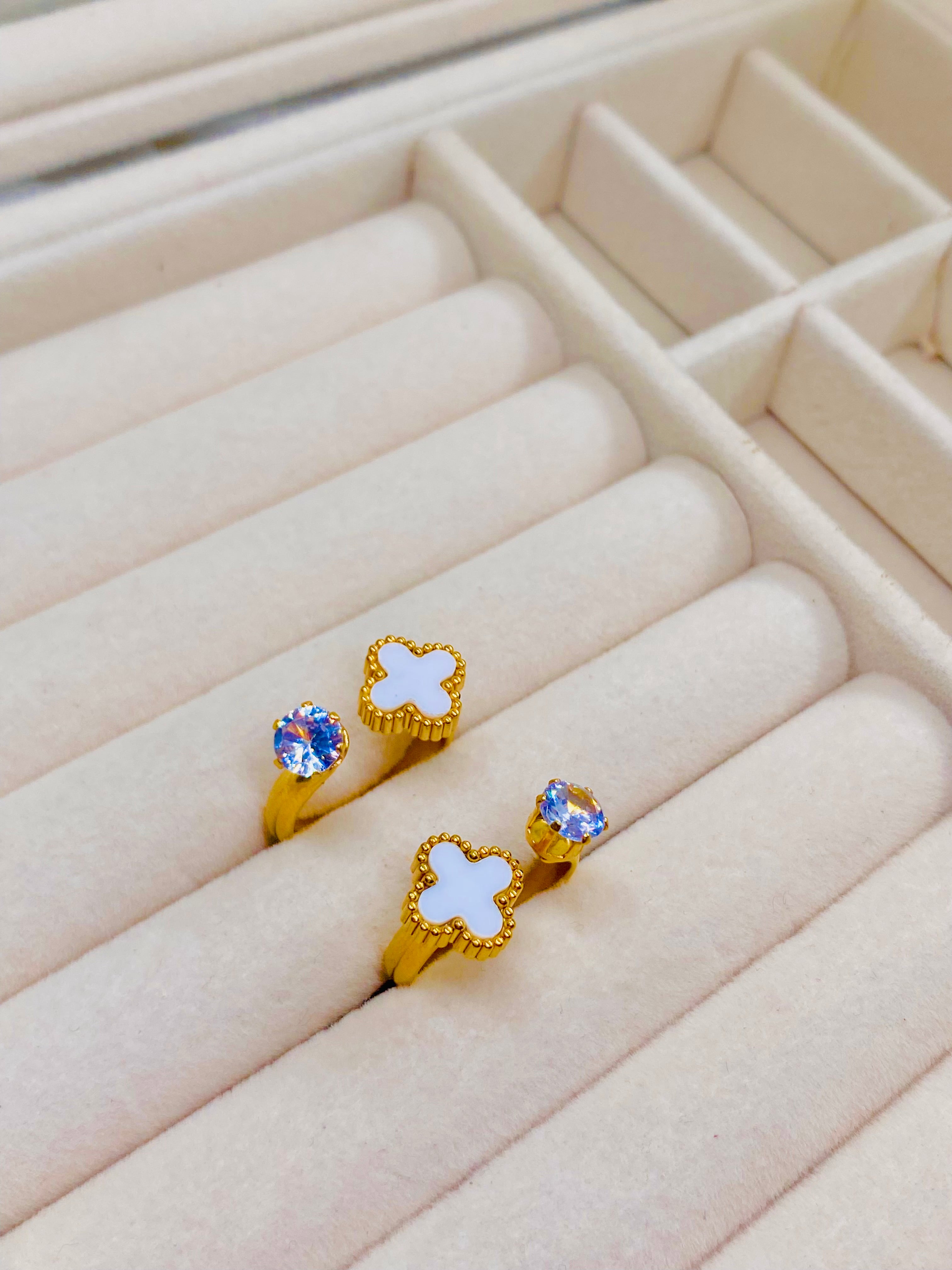 Elegant Gold-Plated Adjustable Rings with White Clover and Crystal Accents