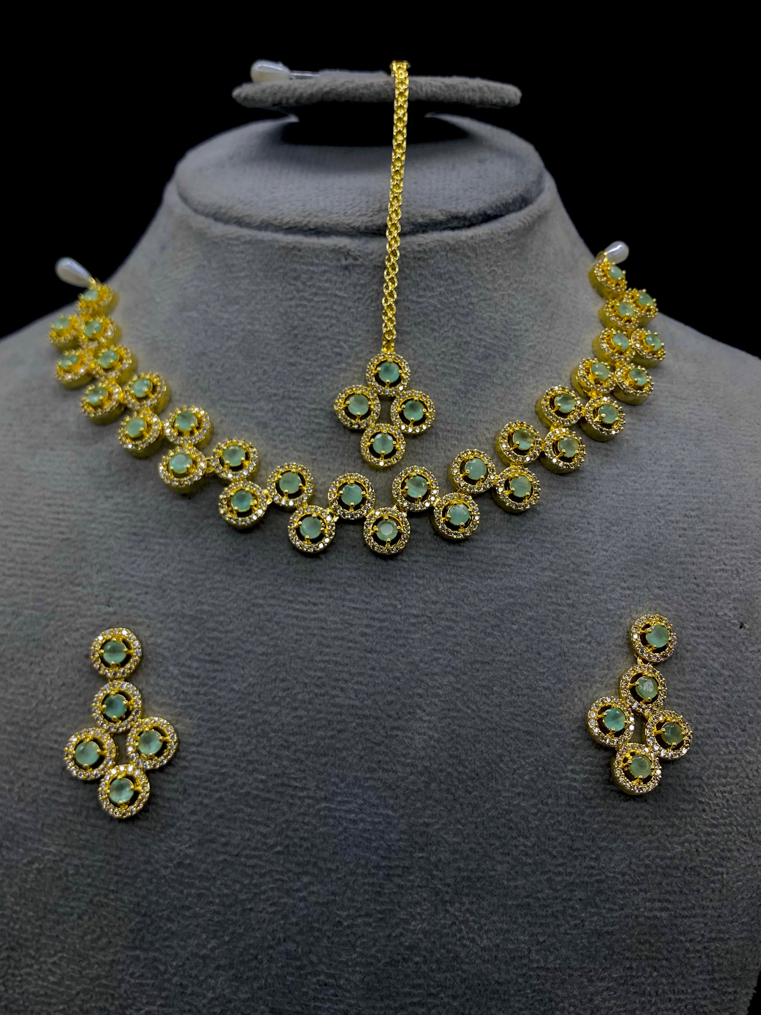 Sitara Necklace Set (ستارہ سیٹ)