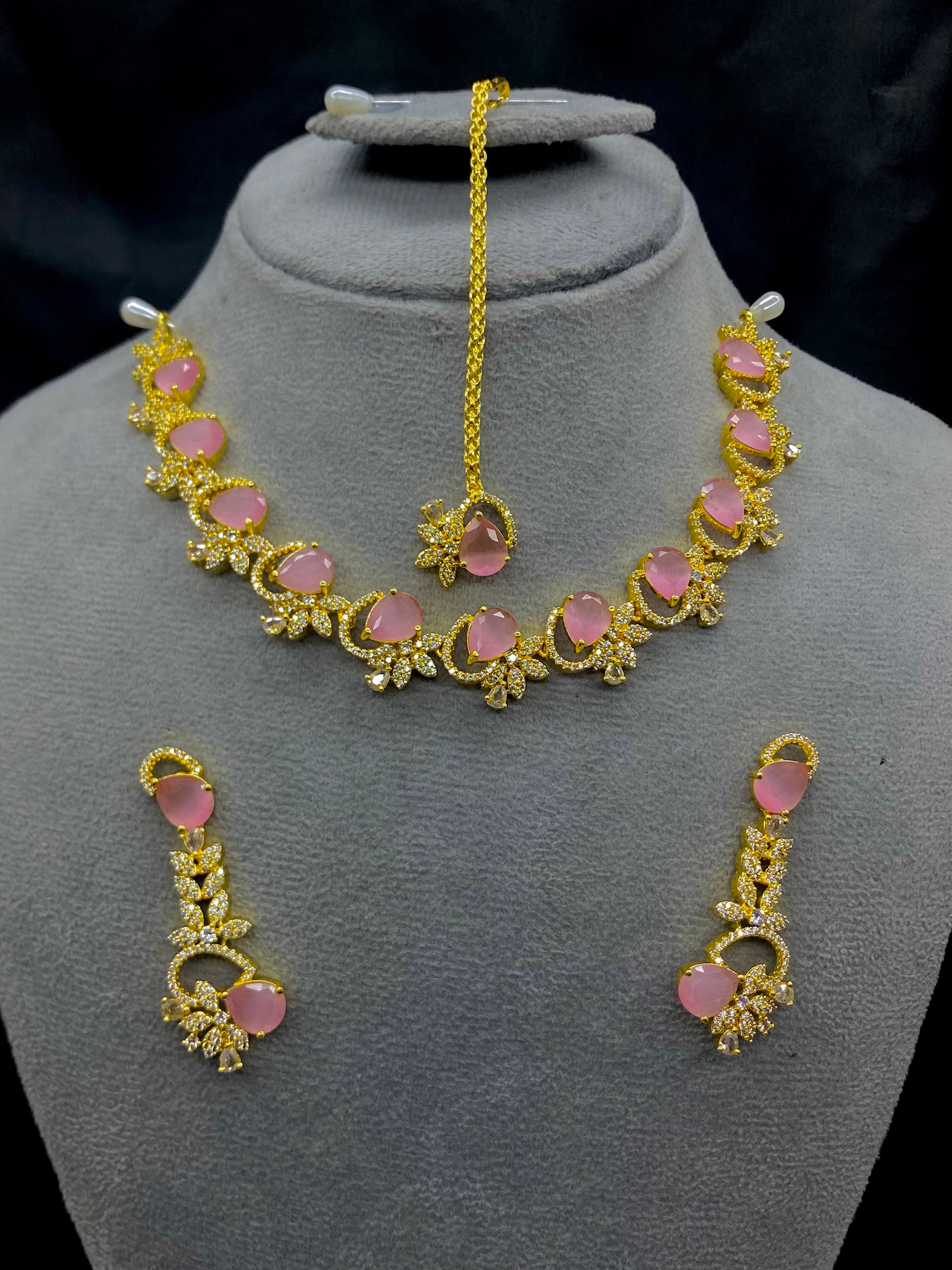 ✨ Mahrosh Necklace Set (ماہروش سیٹ)