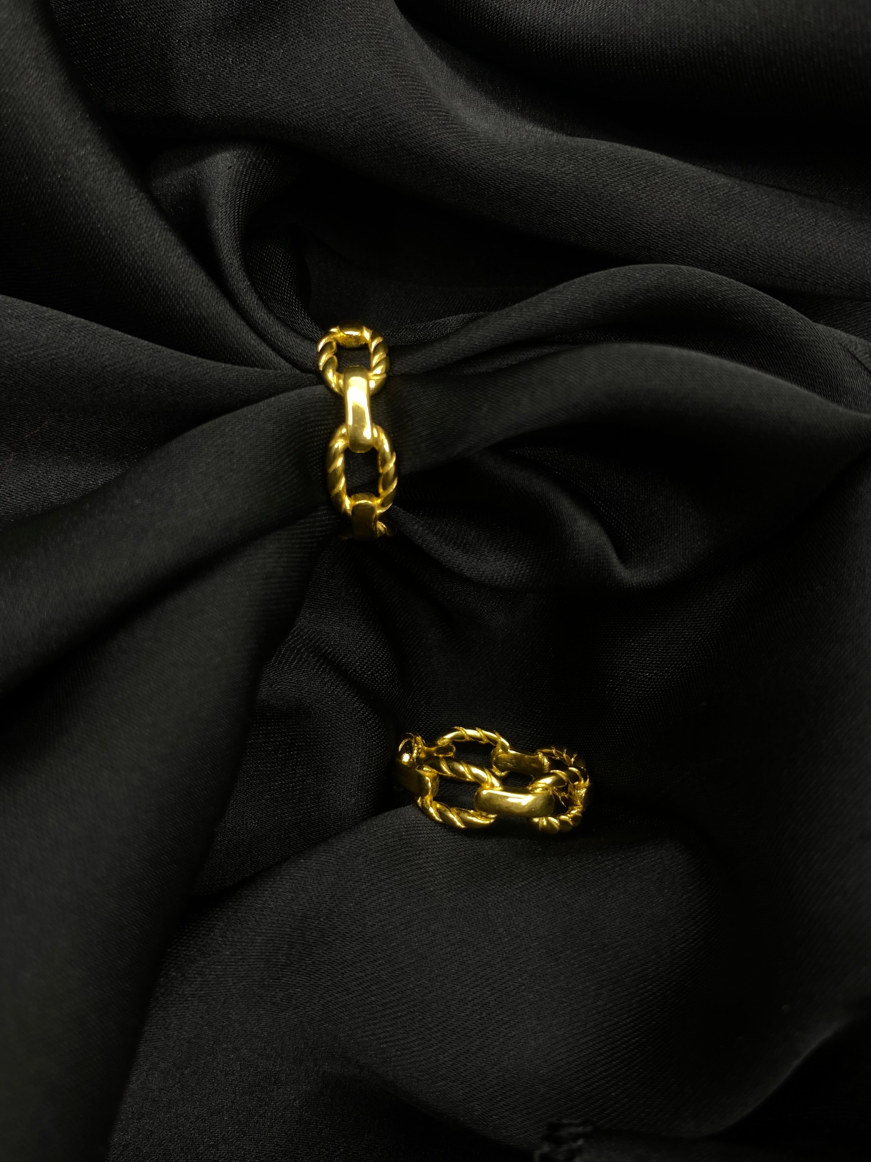 Textured Chain-Style Ring
