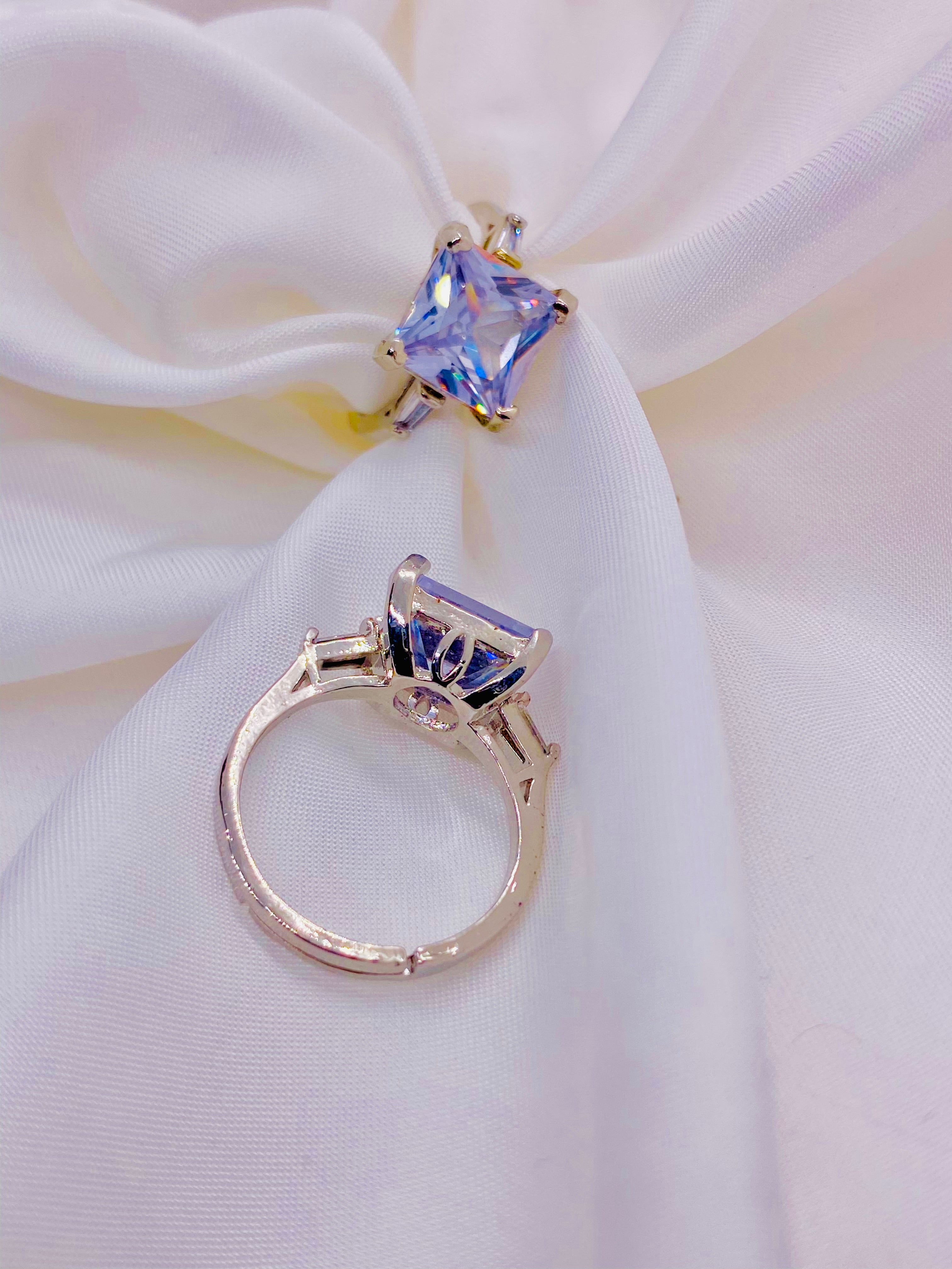 Elegant Princess-Cut Lavender Cubic Zirconia Engagement Ring in Sterling Silver