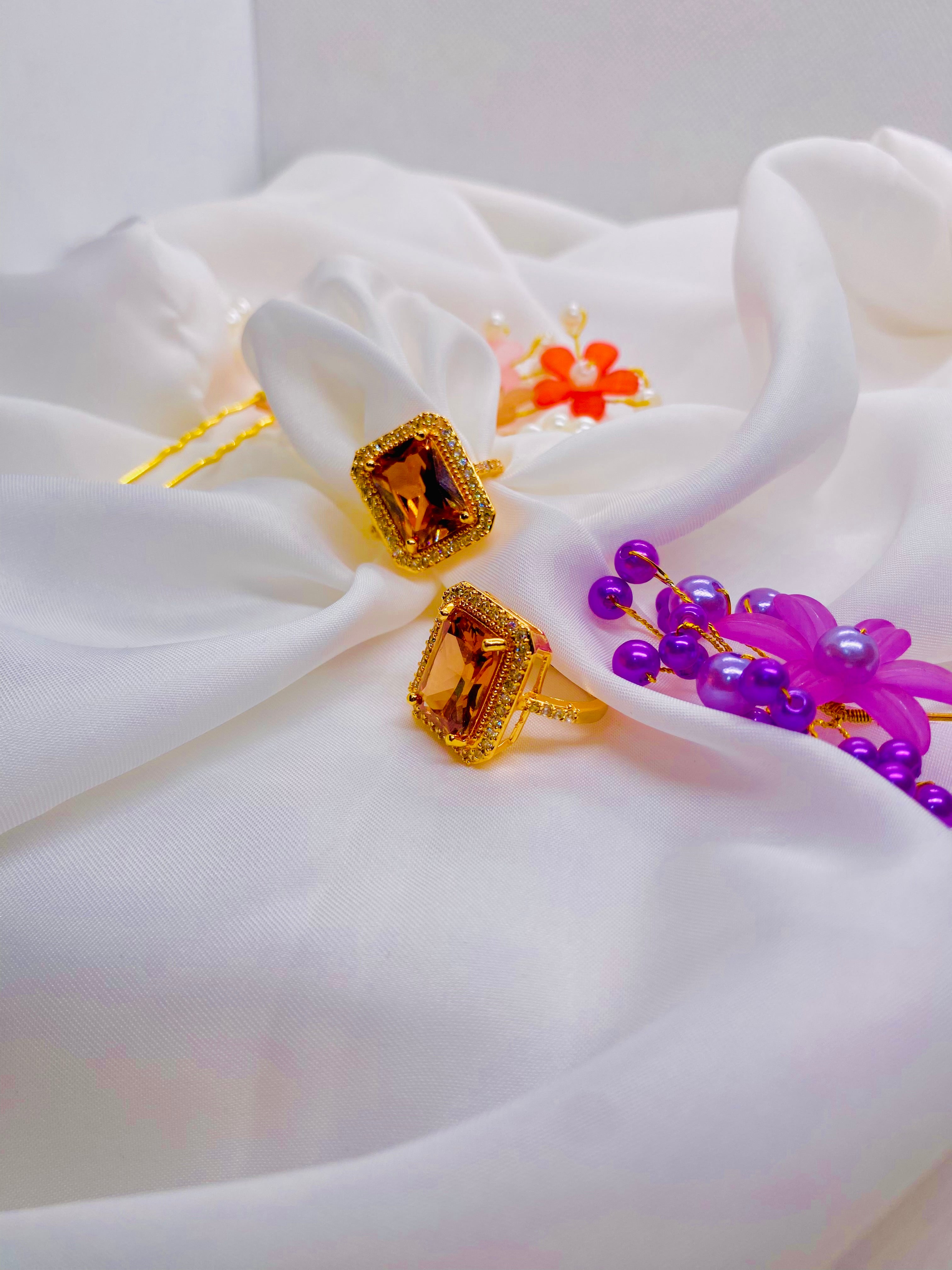 Royal Amber Glow – Gold-Plated Statement Rings