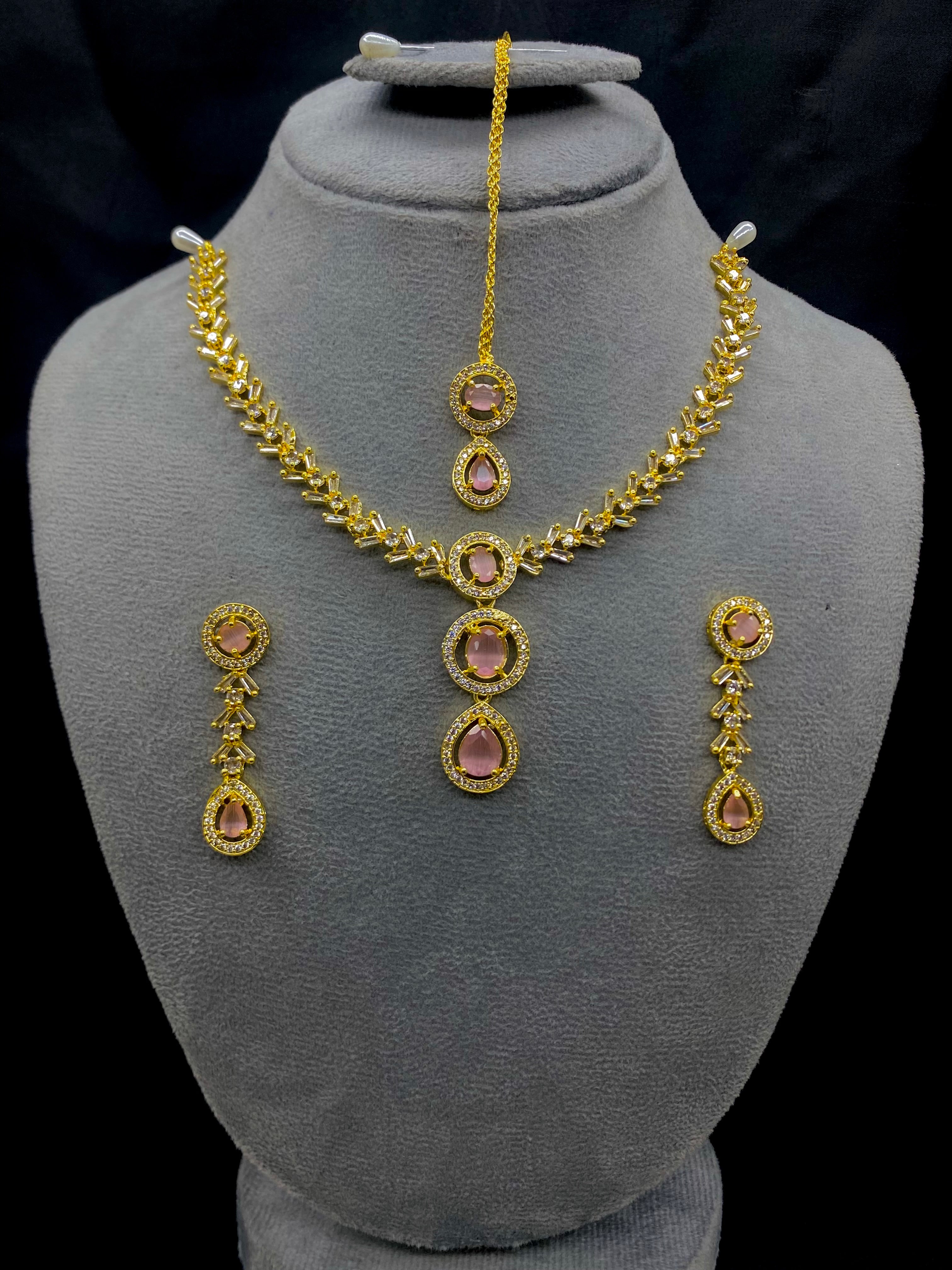 Nazneen Set (نازنین سیٹ)
