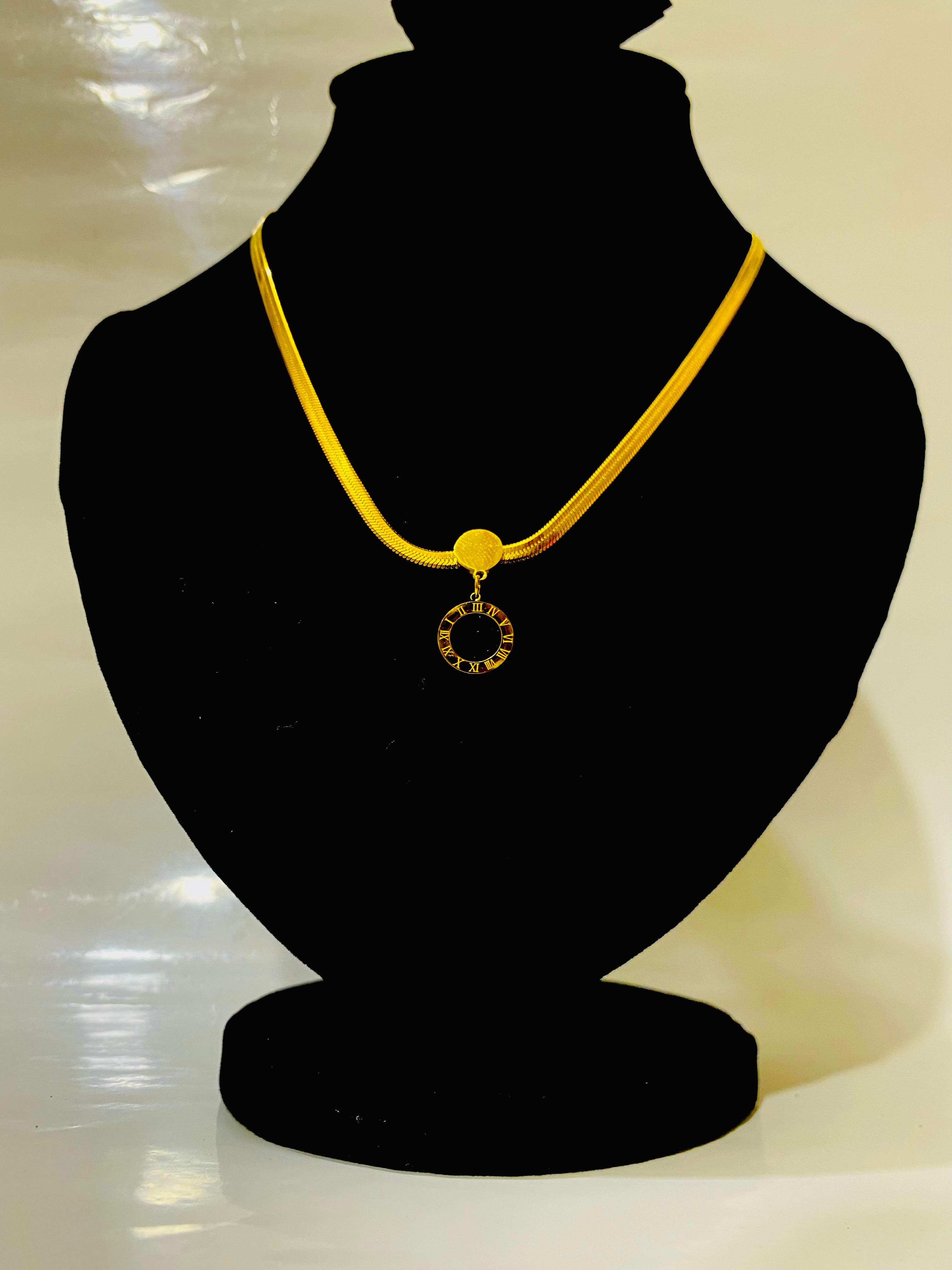 Elegant Gold Roman Numeral Pendant Necklace