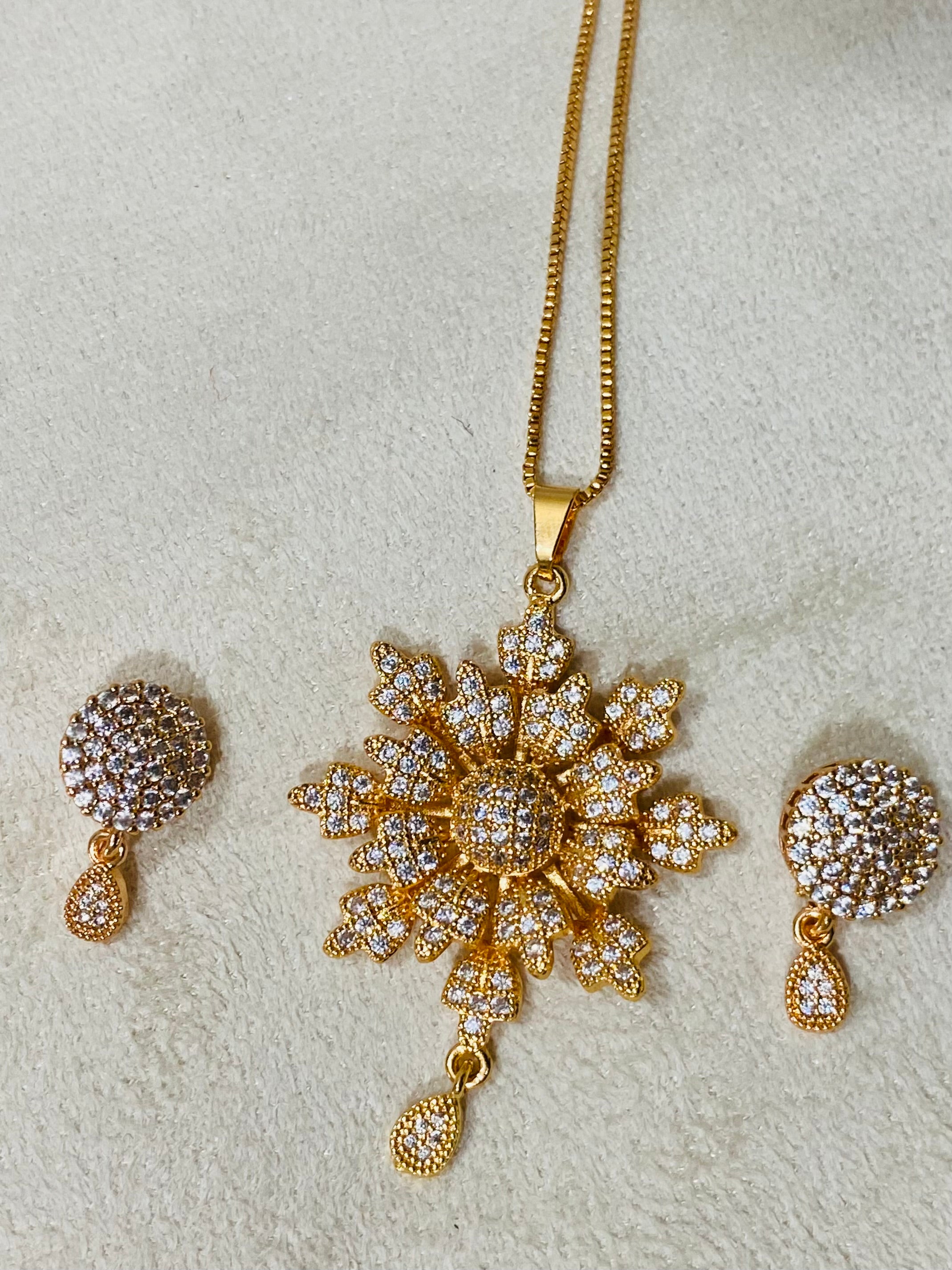 Radiant Floral Gold-Plated Pendant Set with Sparkling Stones