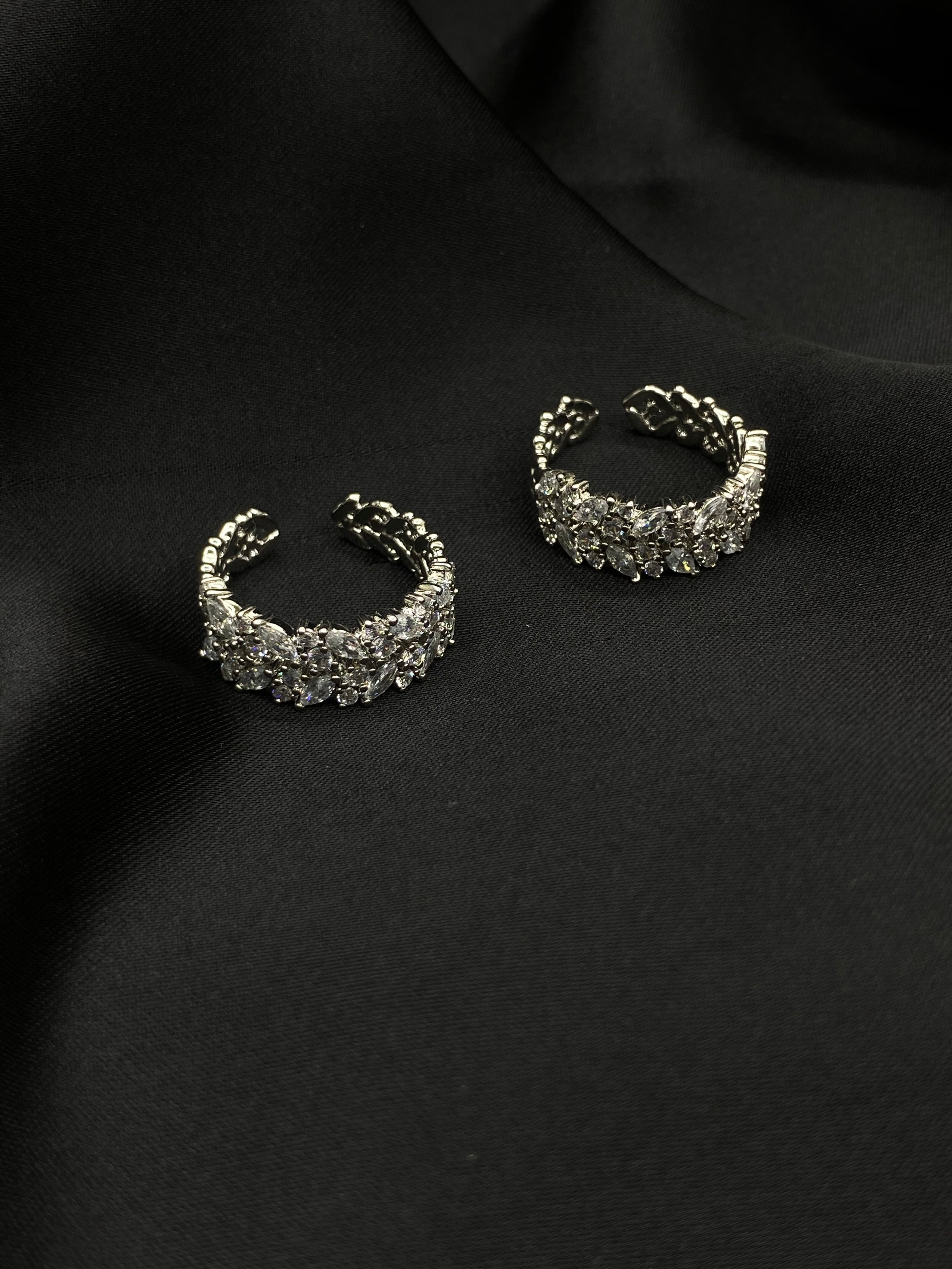 Elegant Crystal-Encrusted Adjustable Ring