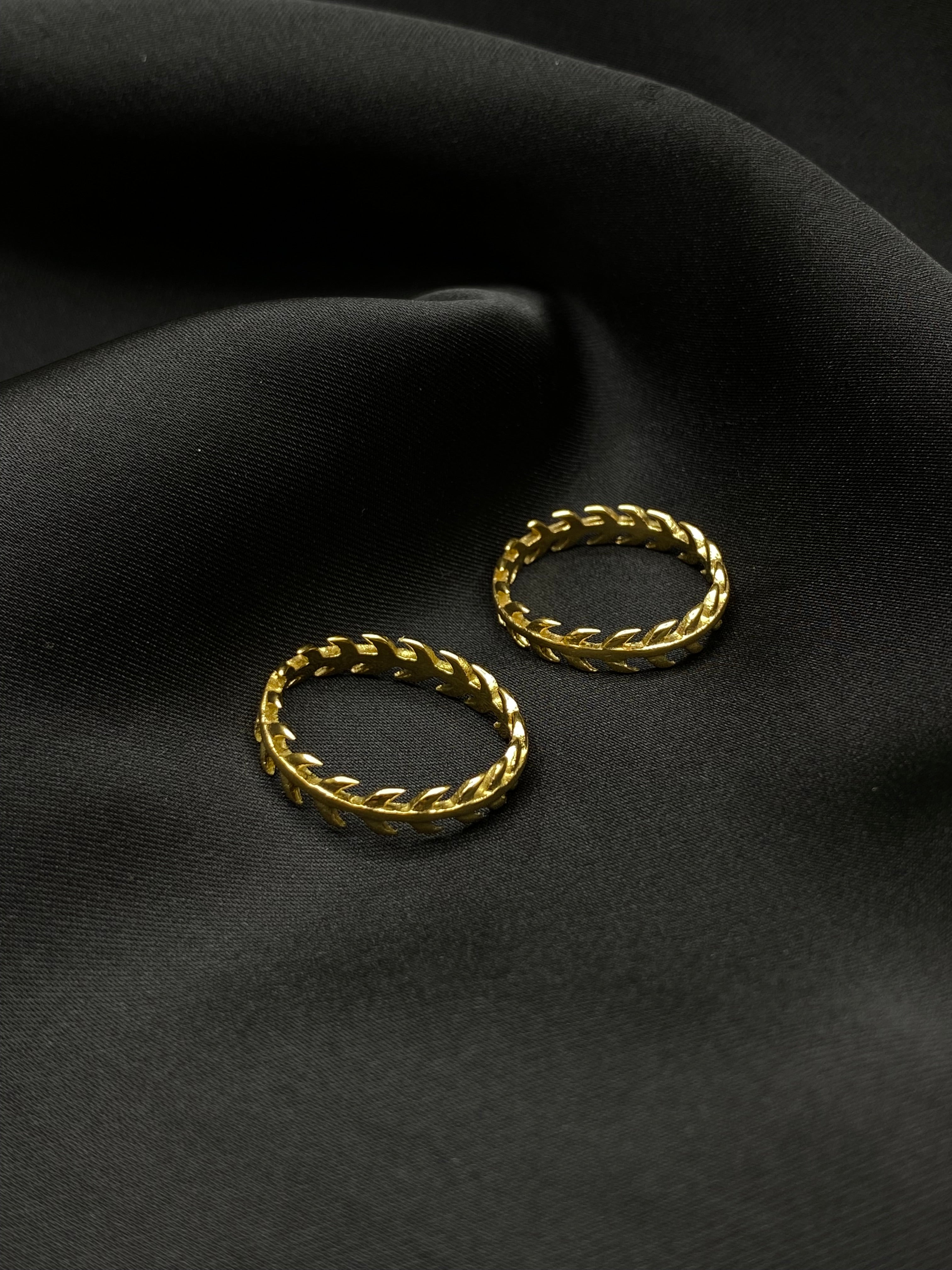 Laurel Leaf Gold Ring