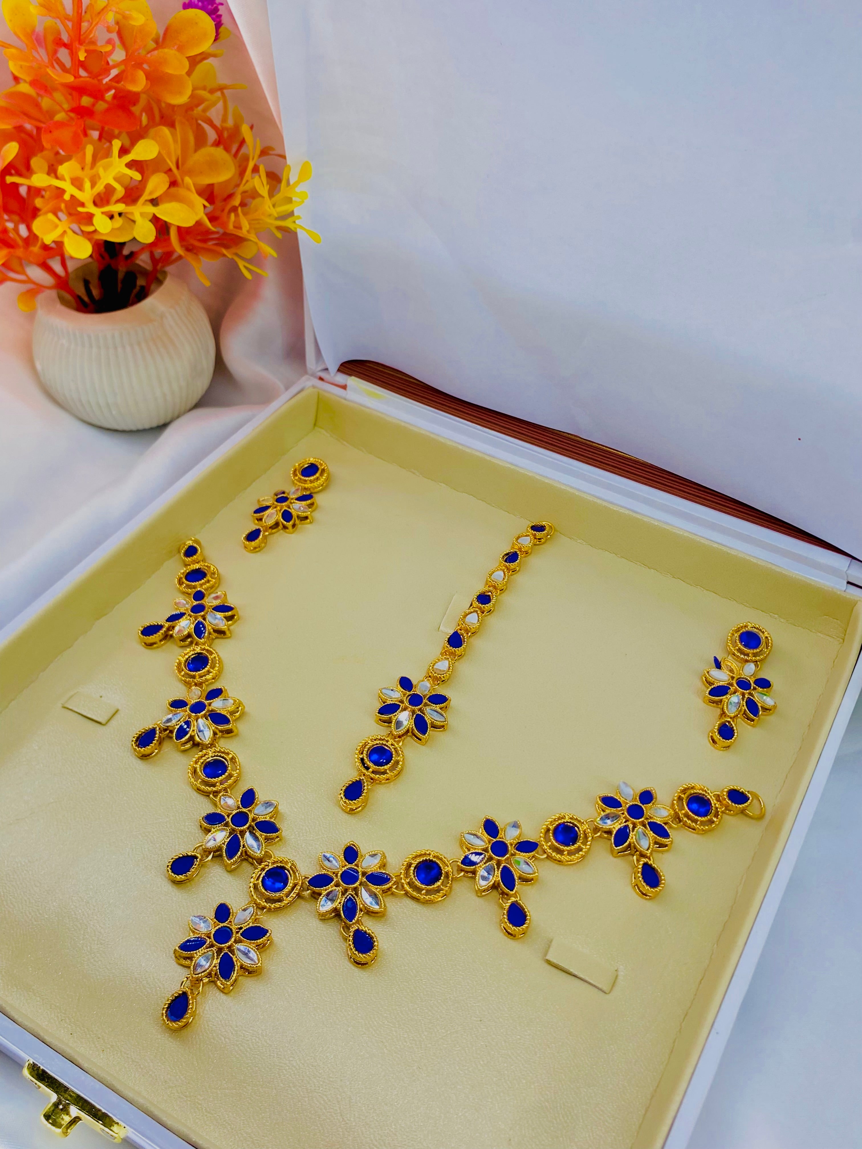 Royal Blue Blossom Kundan Necklace Set