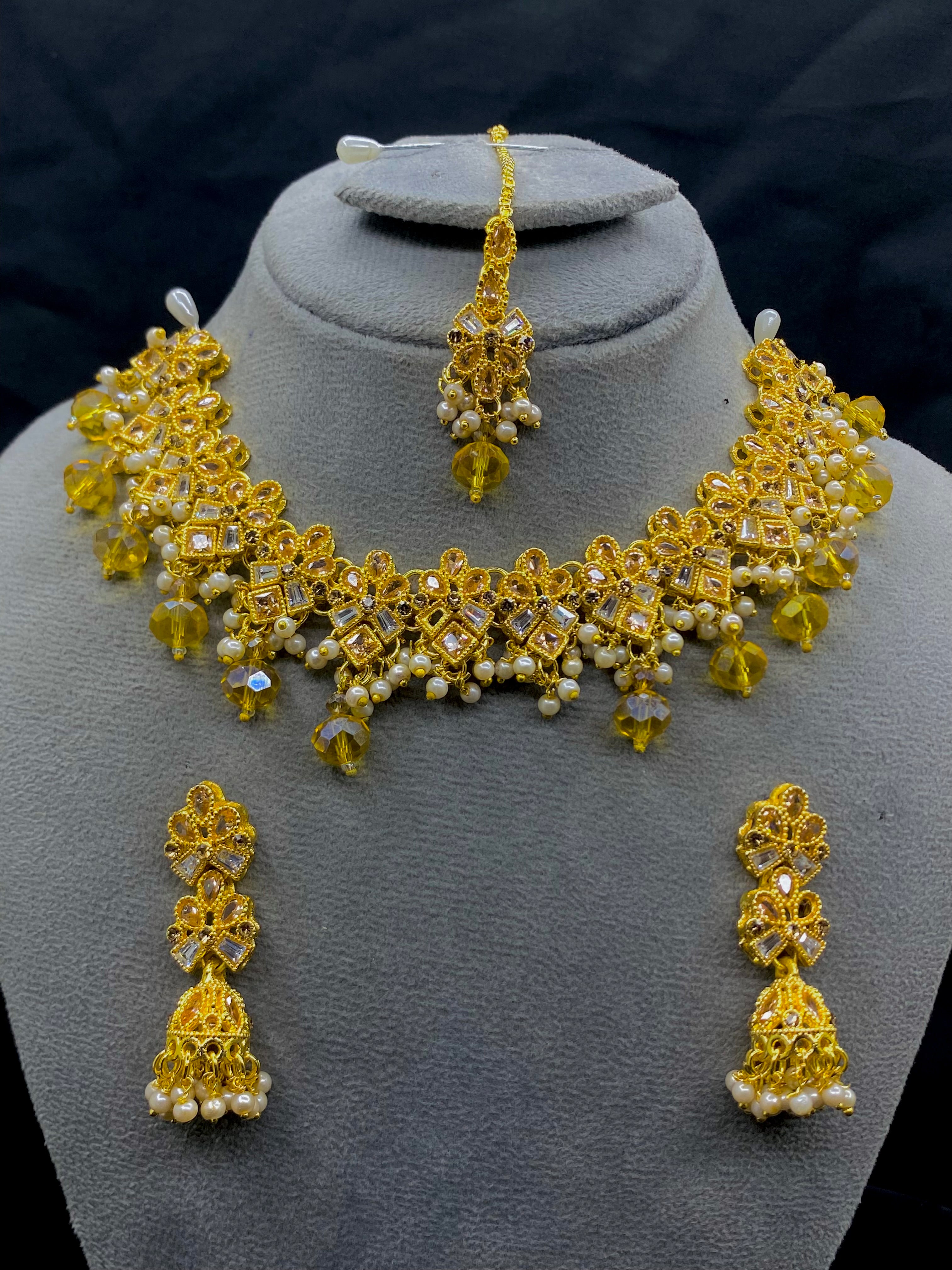 ✨ Golden Sitara Set (ستارہ)