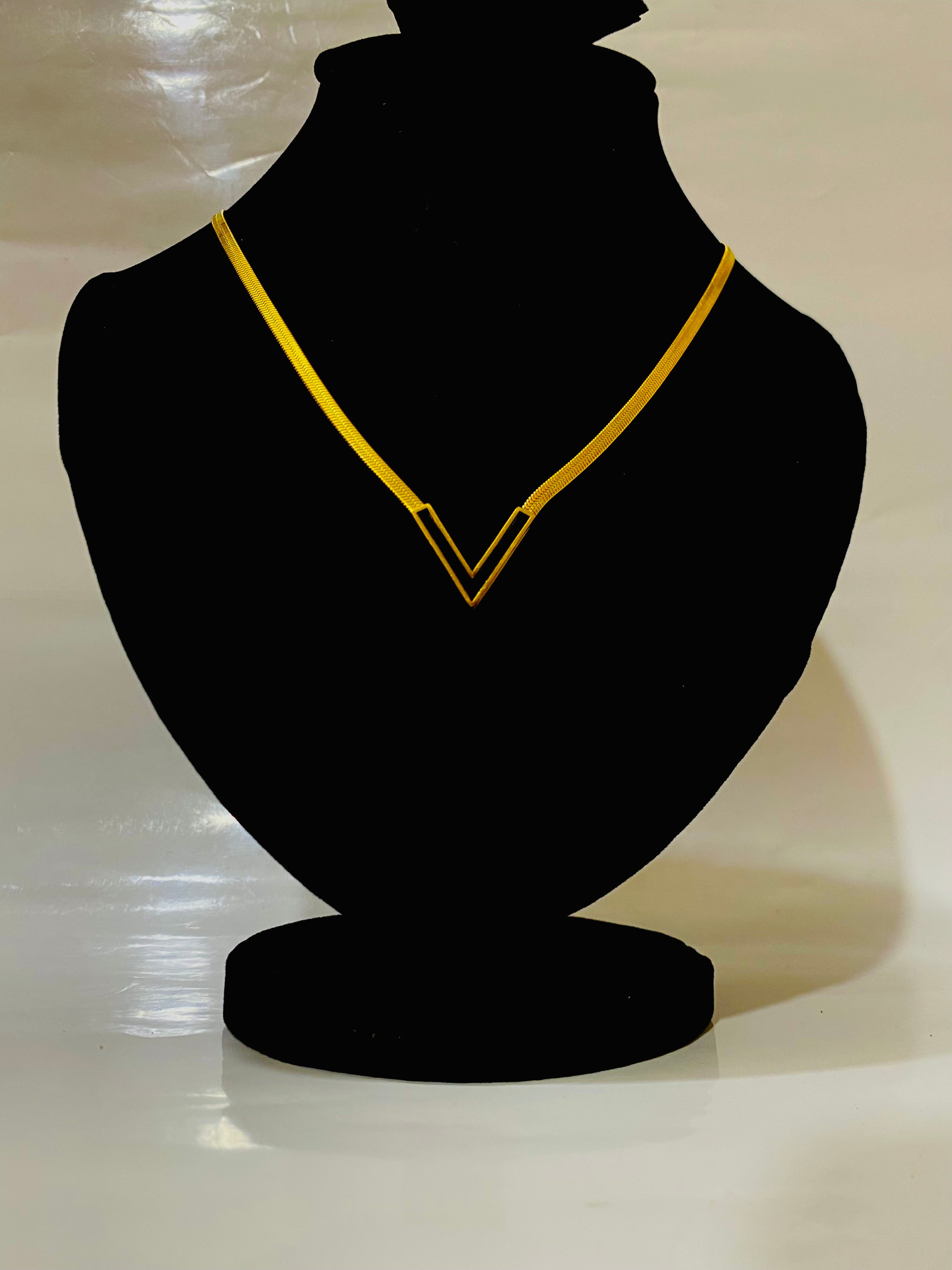 Chic Gold V-Shaped Pendant Necklace