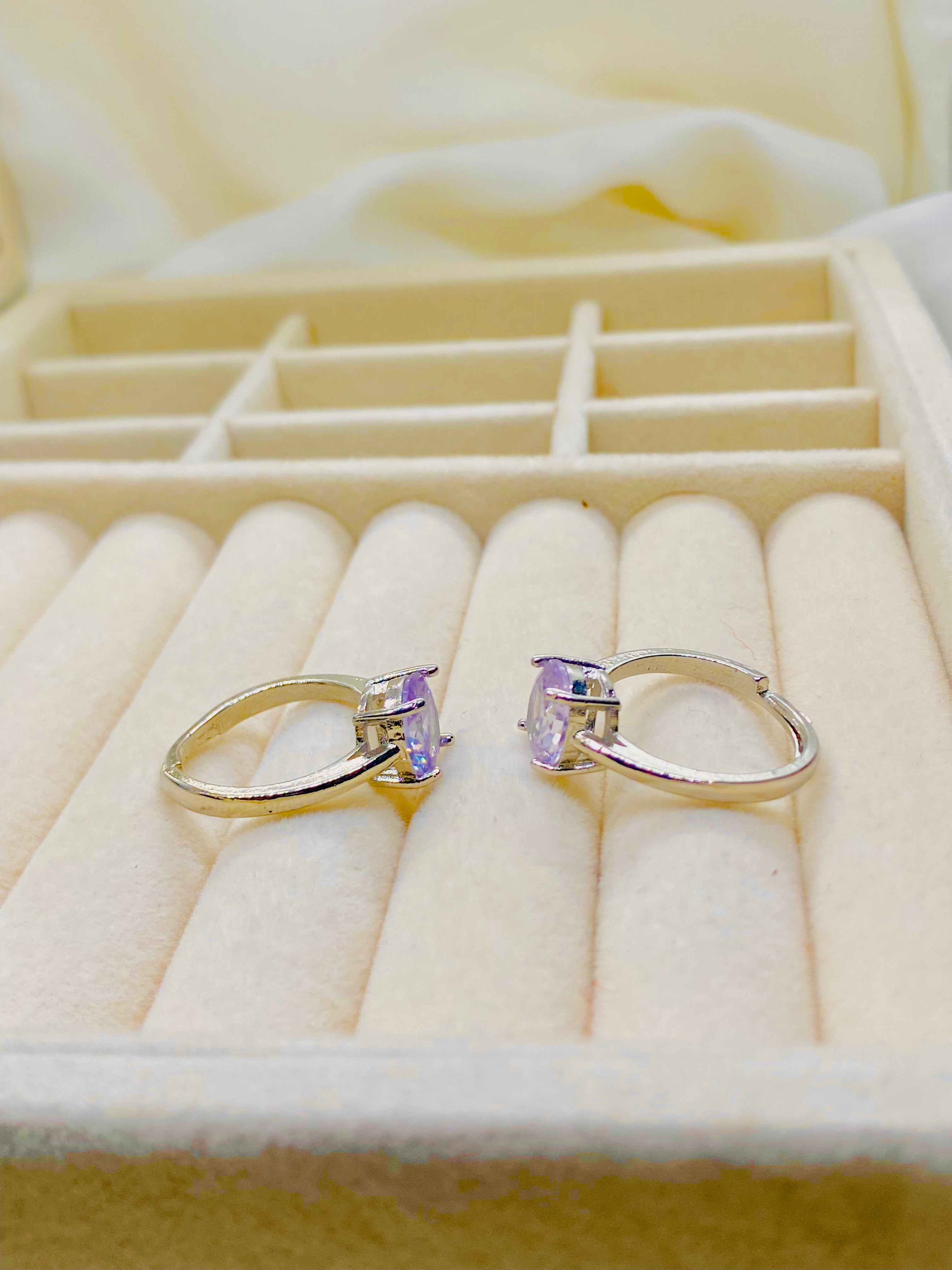 Solitaire Crystal Rings in Silver