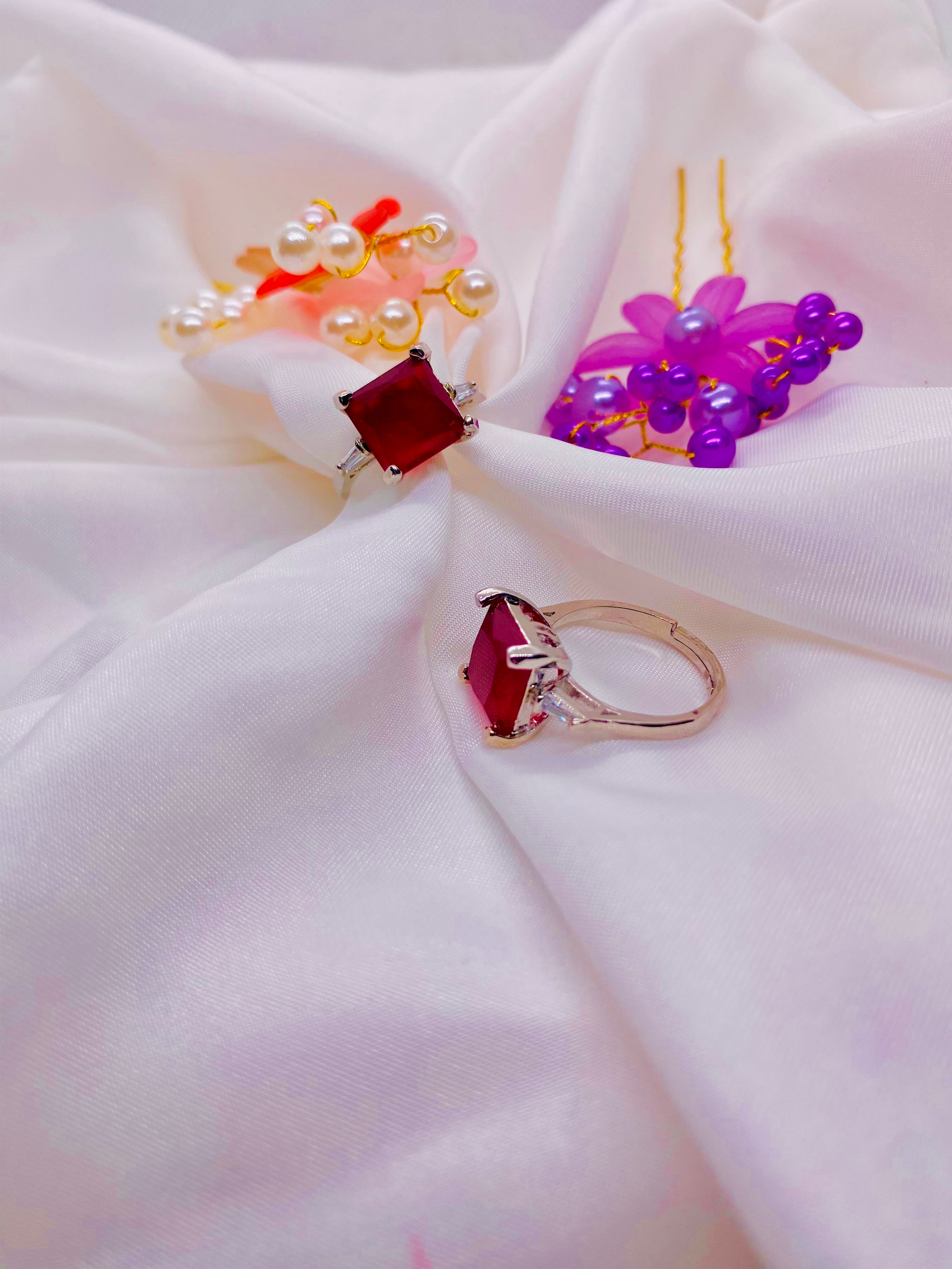 Crimson Charm – Red Gemstone Elegance Ring
