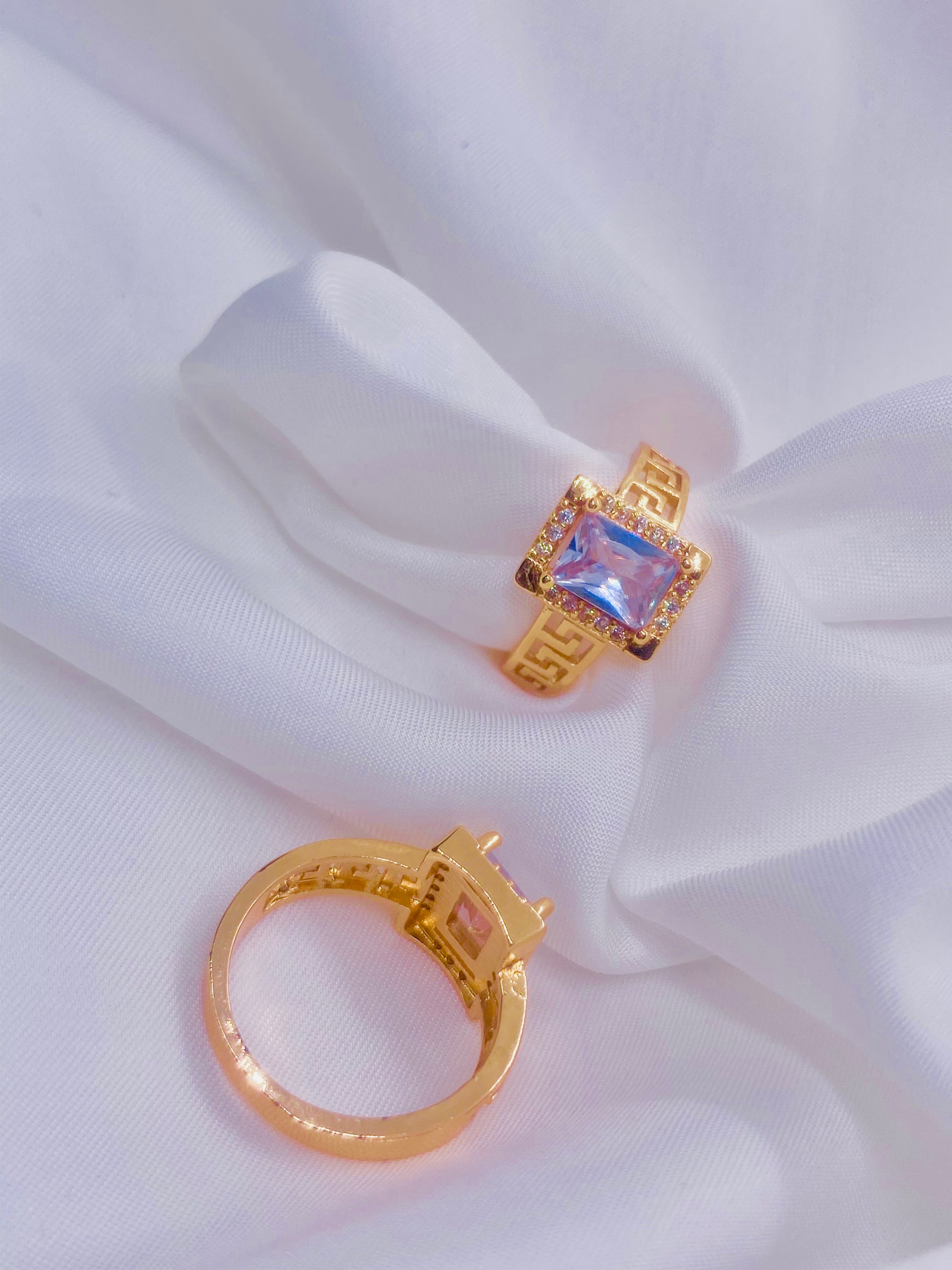 Elegant Gold-Plated Rings with Radiant Aurora Gemstones